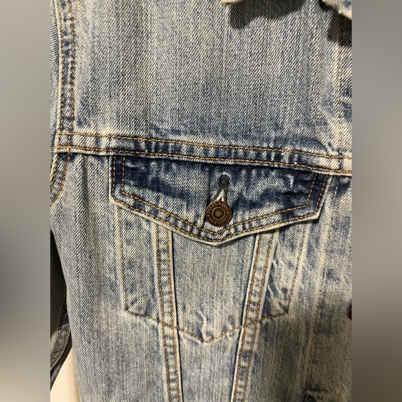 Custom Levi’s trucker jacket T - Flower design - Picture 4 of 8